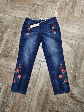vintage america Embroidered Floral Dark Blue Women’s Jeans